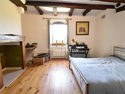 Maison, 167 m²