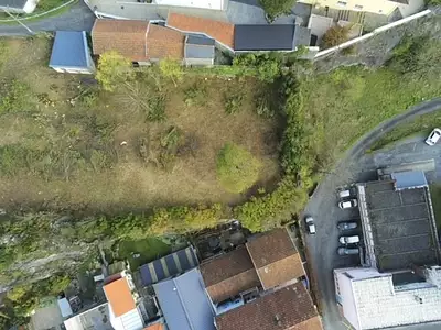 Terrain, 3 593 m²