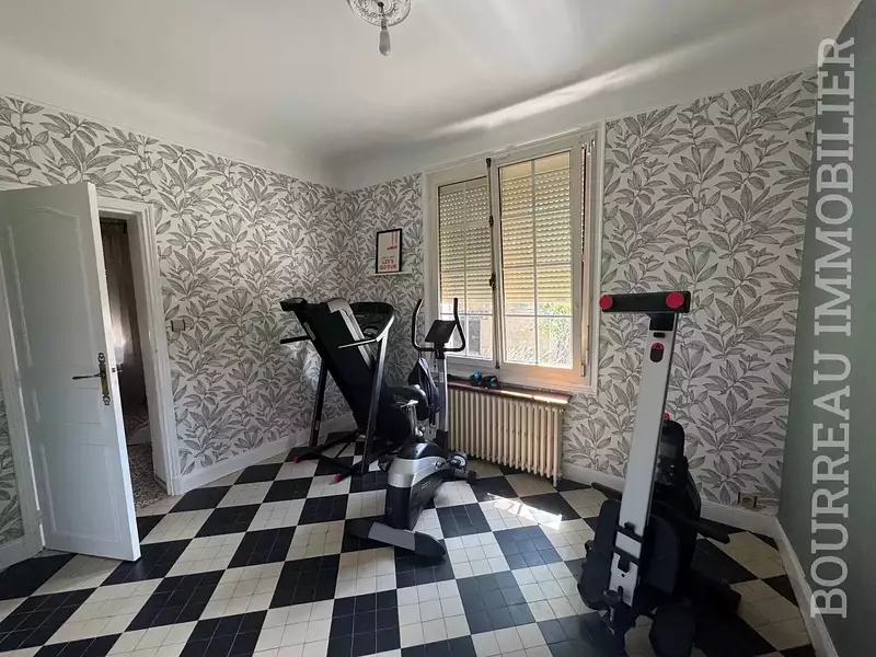 Maison, 251 m²