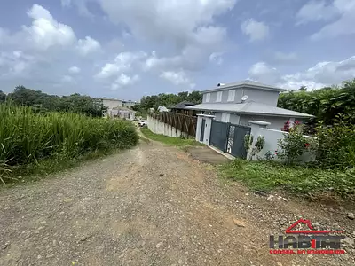 Terrain, 875 m²