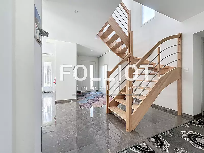 Maison, 145 m²