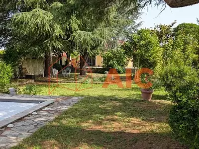 Maison, 165 m²