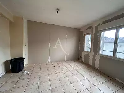 Immeuble, 90 m²