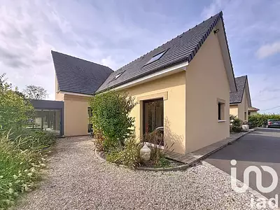 Maison, 225 m²