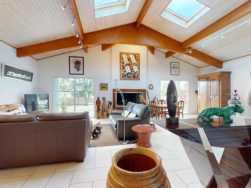 Maison, 268 m²