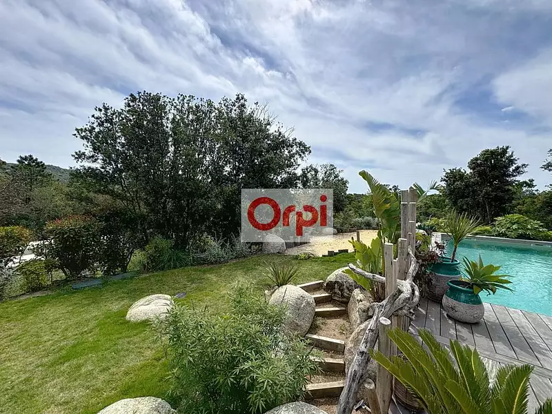 Maison, 163 m²