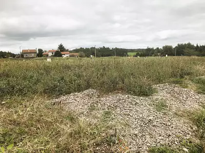 Terrain, 763 m²