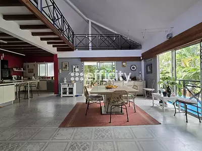 Maison, 170 m²