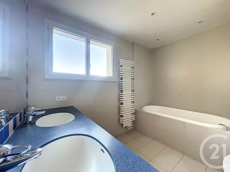 Appartement, 190,5 m²
