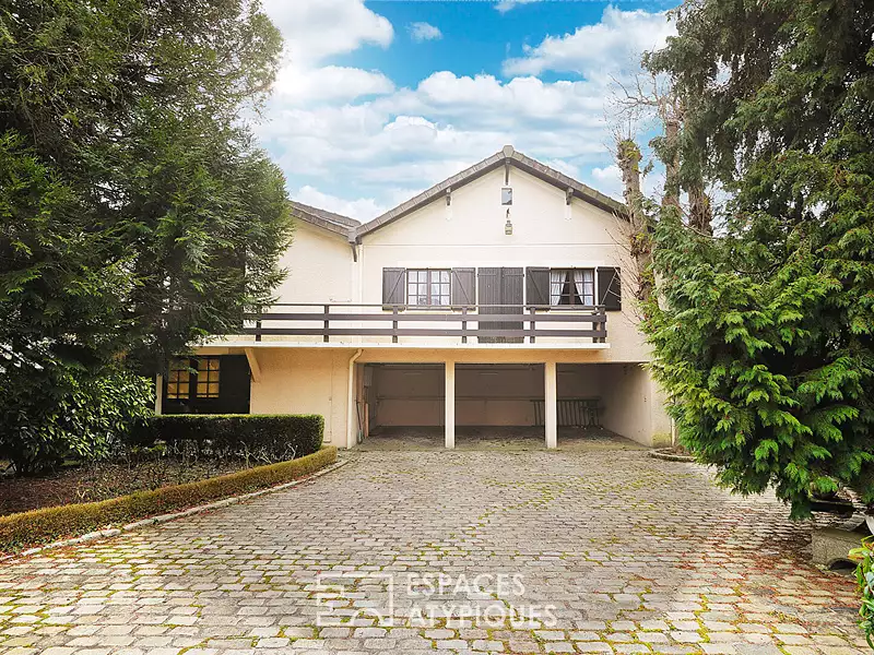 Maison, 804 m²