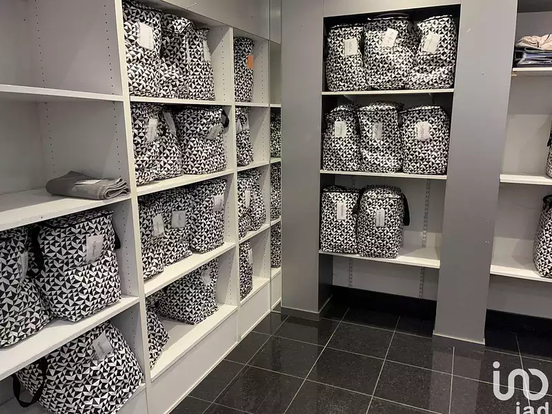 Divers, 60 m²