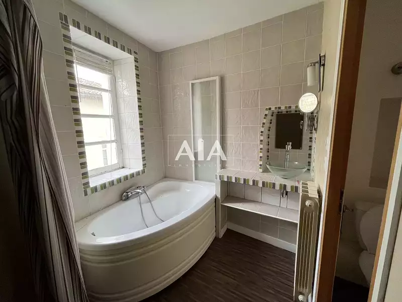 Maison, 180 m²