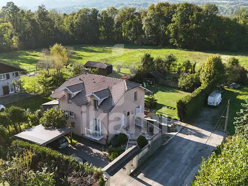 Maison, 218,85 m²