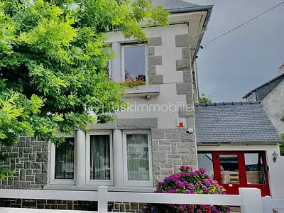 Maison, 244 m²