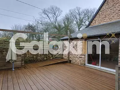 Immeuble, 270 m²