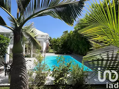 Maison, 230 m²
