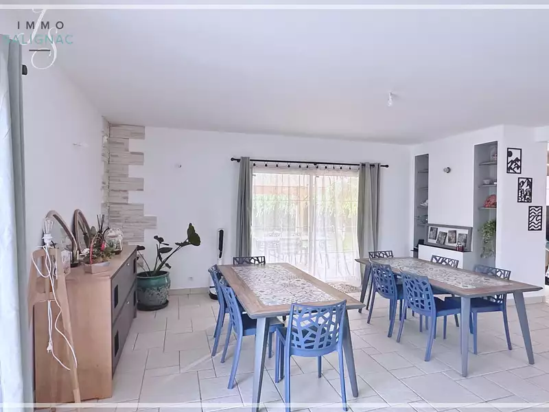 Maison, 181 m²