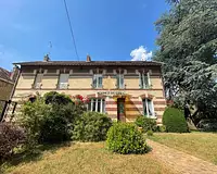 Maison, 239,6 m²