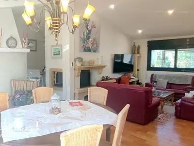 Maison, 250 m²