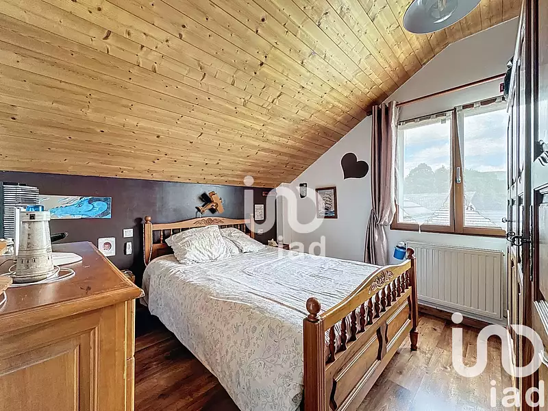 Maison, 248 m²