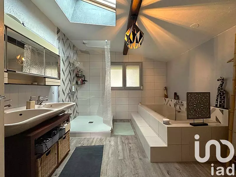 Maison, 145 m²