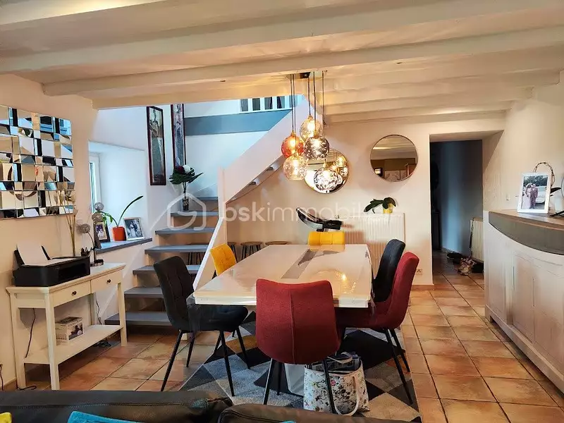 Maison, 104 m²