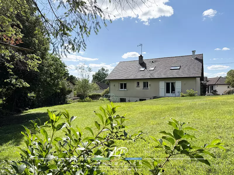 Maison, 179,24 m²