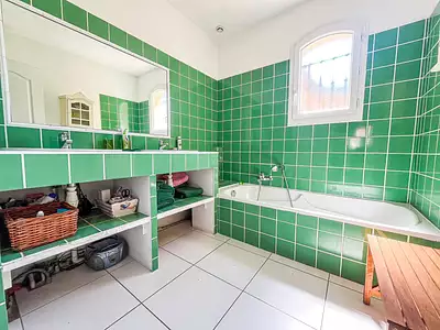 Maison, 148 m²