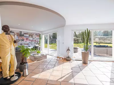 Maison, 195 m²