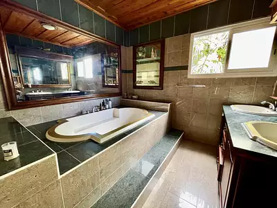 Maison, 230 m²