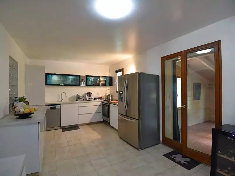 Maison, 180 m²