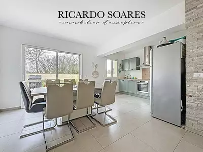Maison, 157 m²