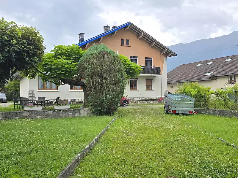 Immeuble, 238 m²