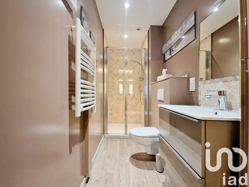 Maison, 180 m²