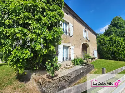Maison, 228 m²