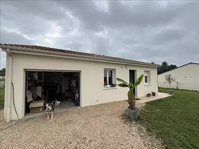 Maison, 77 m²