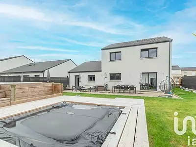 Maison, 121 m²