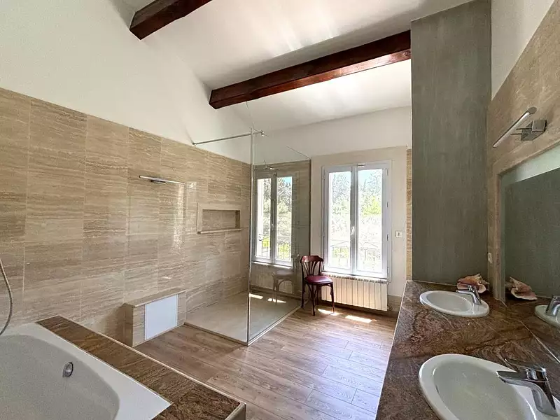 Maison, 290 m²