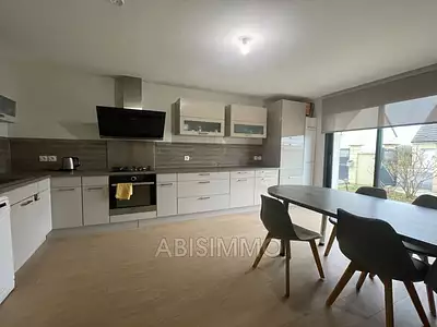 Maison, 175 m²