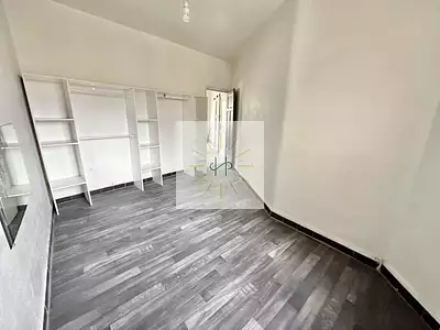 Immeuble, 216,87 m²