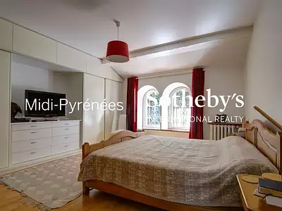 Maison, 375 m²