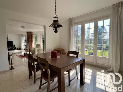 Maison, 271 m²