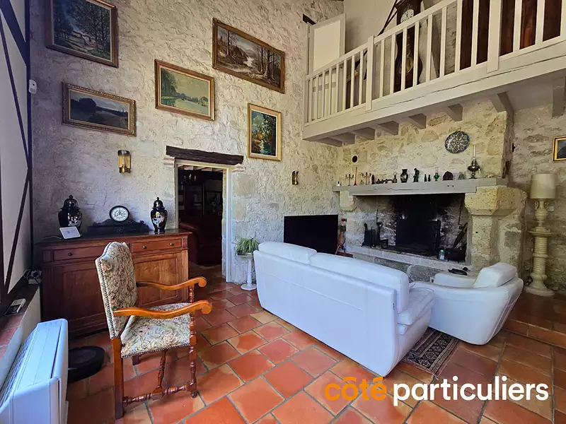 Maison, 219 m²