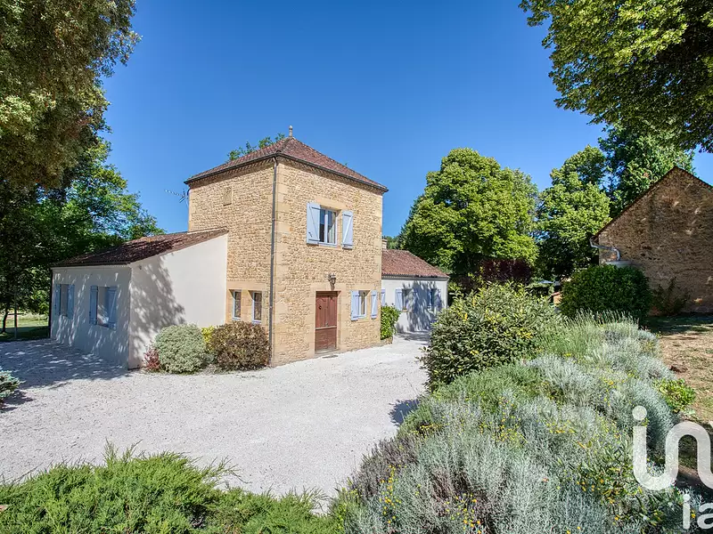 Maison, 246 m²