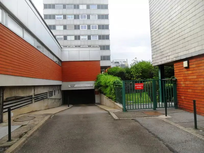 Parking, 14 m²