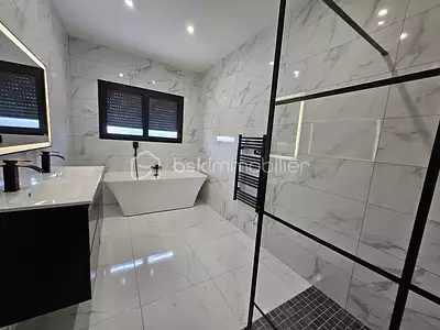 Maison, 136 m²
