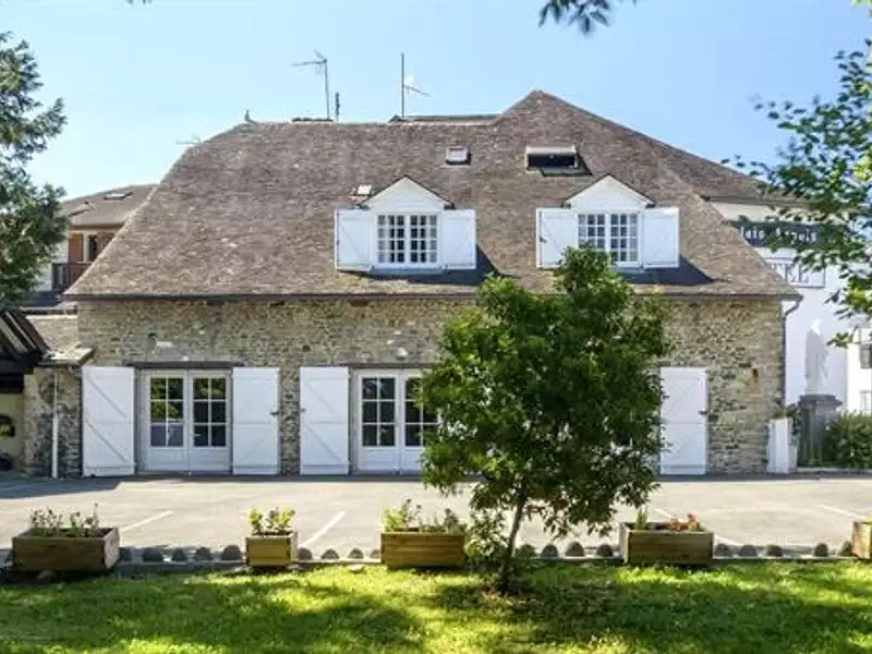 Maison, 996 m²