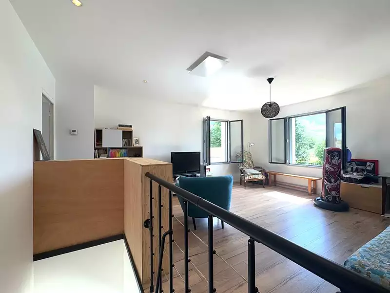 Maison, 220 m²