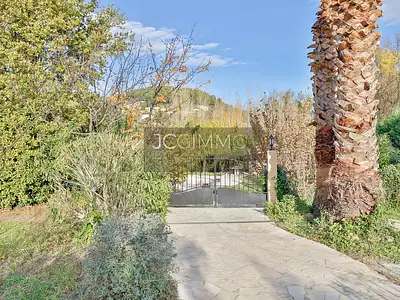 Maison, 310 m²