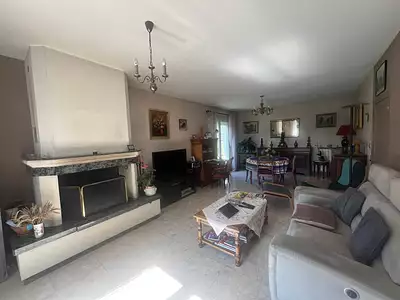 Maison, 163 m²